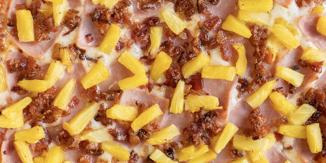 Hawaiian - Thin Crust Pizza