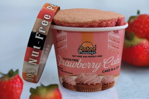 Gluten-Free Strawberry Shortcake Cake in a Cup