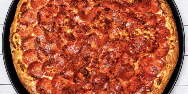 Gluten-Free Pepperoni Mania Pizza