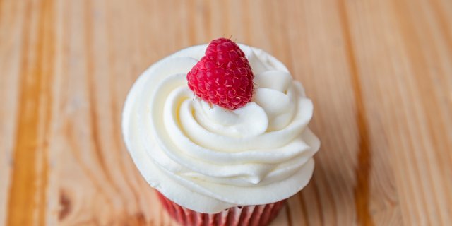 Deja Vu Velvet Cupcake