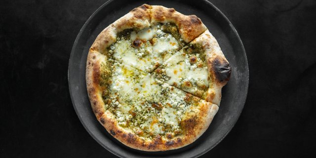 Pesto Pizza