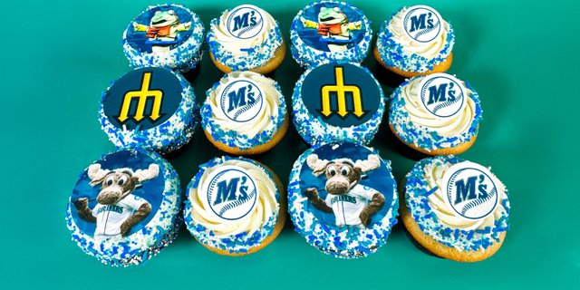 Mariners Celebration Dozen