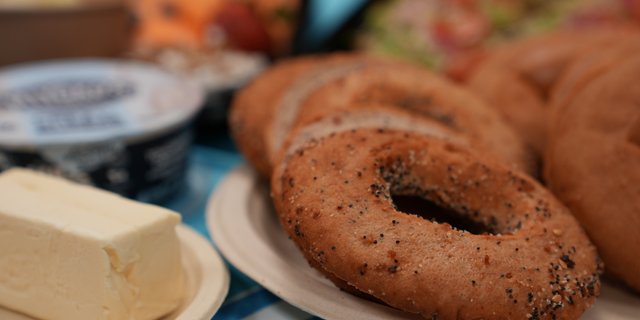 Gluten-Free Bagel Platter