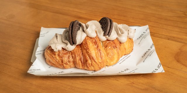 Oreo Croissant