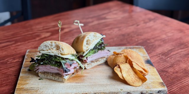 Ham & Swiss Sandwich Box Lunched