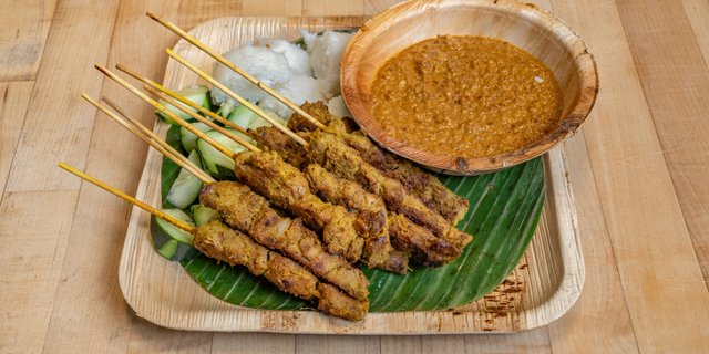 Chunky Chicken Satay Sticks