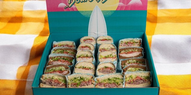 The Classic Sandwich Box