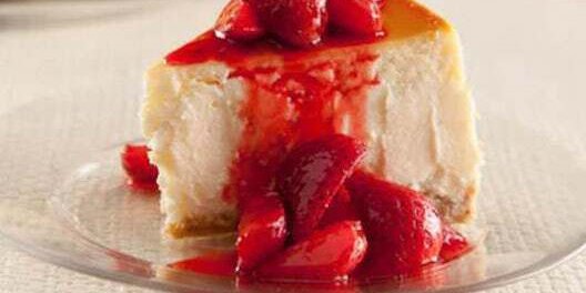Cheesecake w/ Strawberries