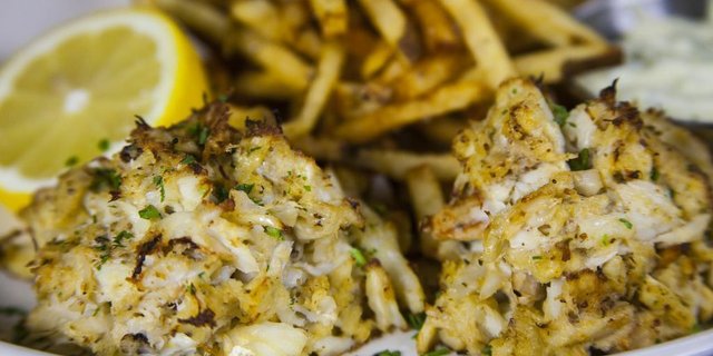 The Dancing Crab Cakes