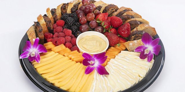Urth Fruit & Cheese Platter
