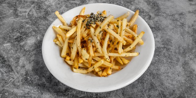 Truffle Garlic Fries
