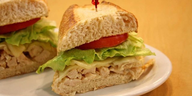 Chicken Breast Sandwich Bagged Lunch