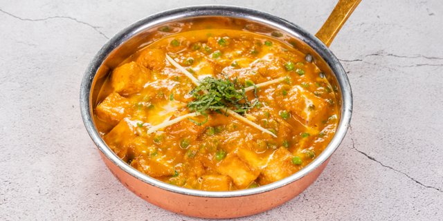 Mutter Paneer & Dal Tadka Boxed Lunch