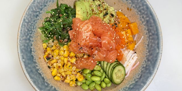 (L) Salmon Poke