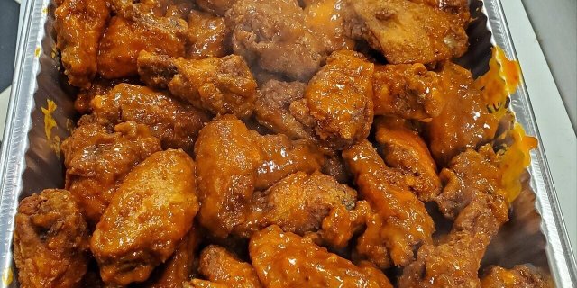 Dozen Chicken Wings