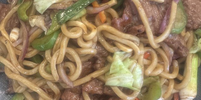 Stir-Fry Udon Noodles