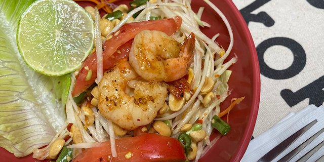 Papaya Salad (Som Tum) Platter