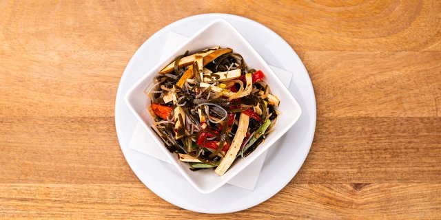 seaweed & tofu salad