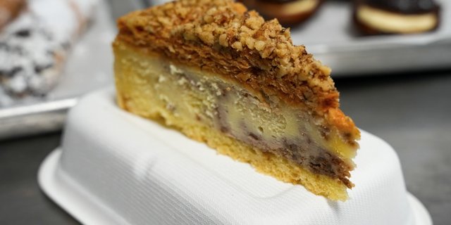 Walnut Baklava Cheesecake