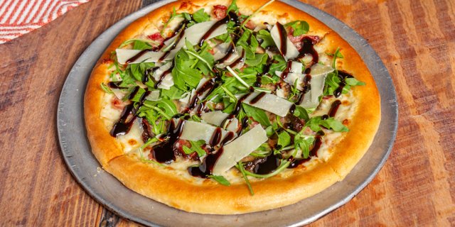 Fig & Prosciutto Pizza