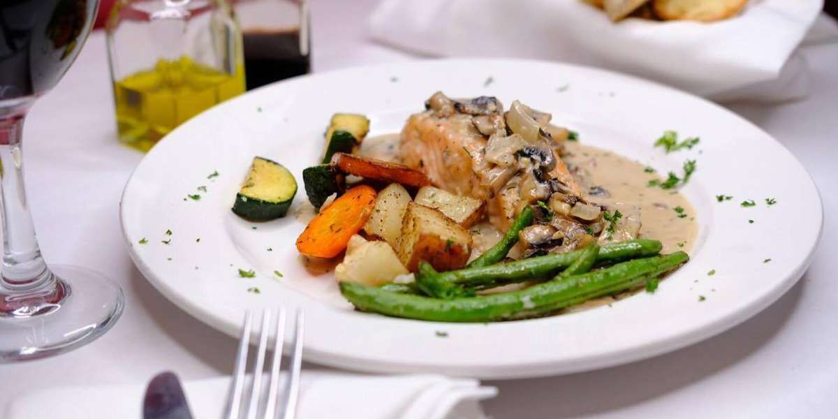 Luna Restaurant
