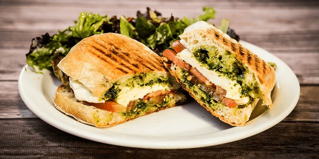 Capresa Panini Box
