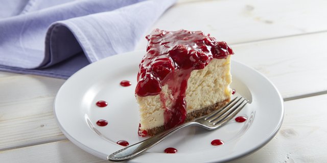 Classic New York Cheesecake Slice