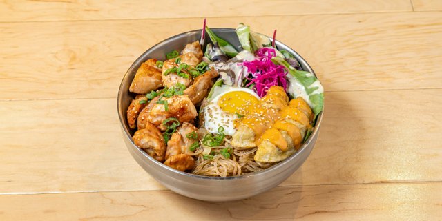 Sweet Garlic & Ginger Chicken Rice Bowl