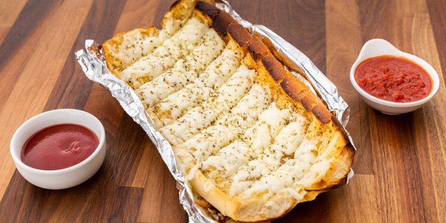 Garlic Bread w/ Cheese