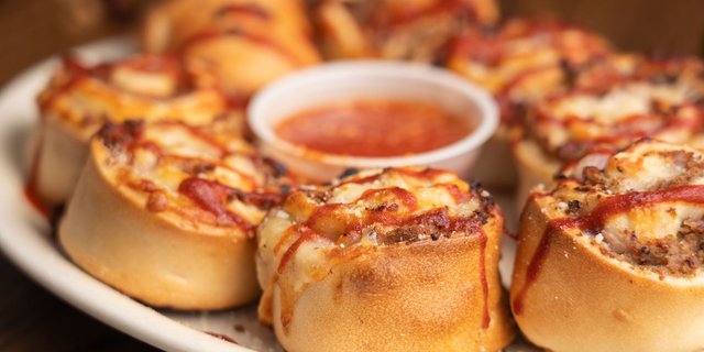 Meatball Sriracha Pinwheels