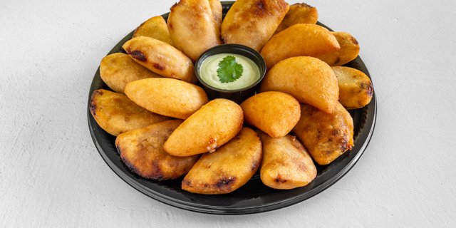 100 Empanadas Tray