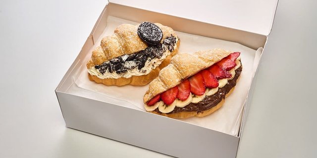 Double Sweet Croissant Box