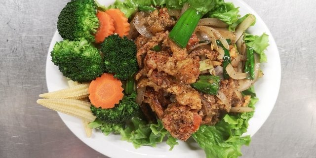 Pu Nim Pad Prik Thai Dum