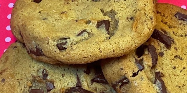 Chocolate Chunk Cookies