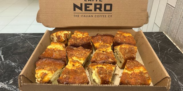 Cinnamon Apple Coffee Cake Box