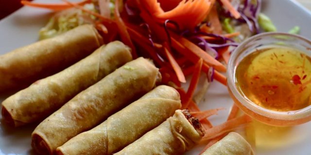 Thai Spring Rolls w/ Vegetables