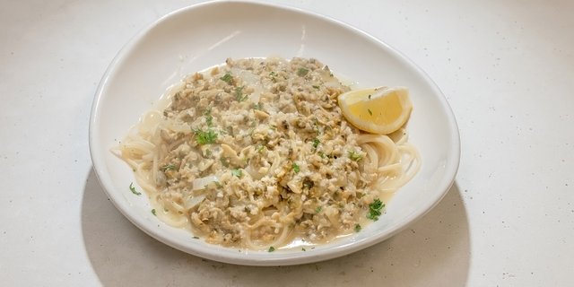 Pasta & White Clam Sauce