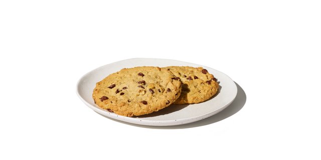 Walnut Chocolate Chip Cookie