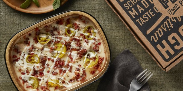 Crustless Chicken Bacon Ranch Jalapeno Pizza