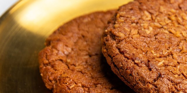 Dozen Cashew Coconut Cookies