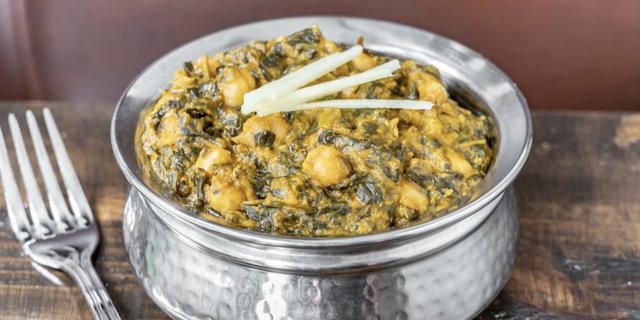 Chana Saag