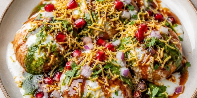 Aloo Tikki Chaat
