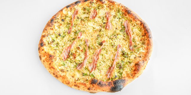 20" Brussels & Pancetta Pizza