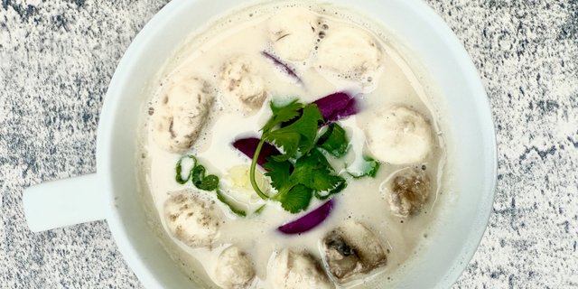 Tom Kha