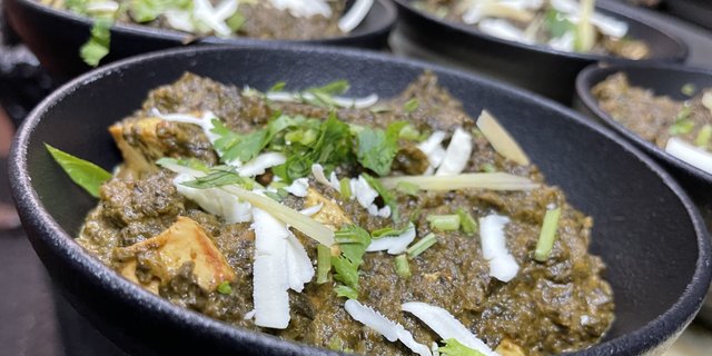 Palak Paneer & Dal Takda Boxed Lunch