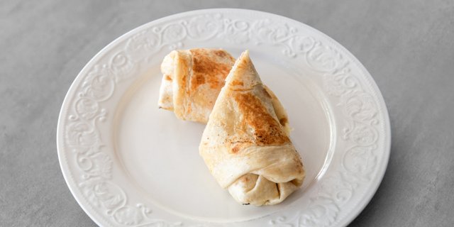 Tomato, Mozzarella & Spinach Wrap