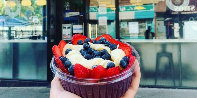 Berry Acai Bowl
