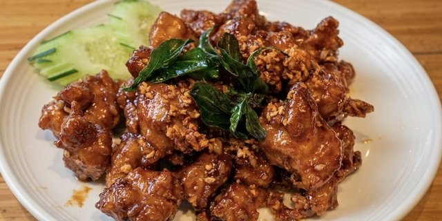 Crispy Garlic Chicken Lunch Box