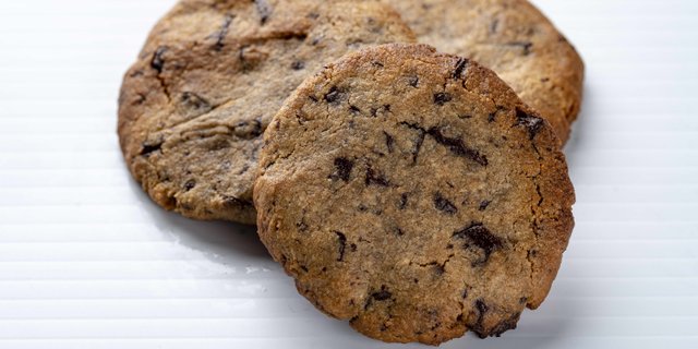 Individual Gluten-Free Chocolate Chip Cookies