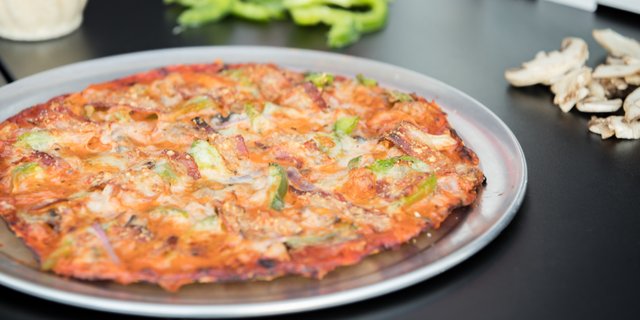 Deluxe Pizza
